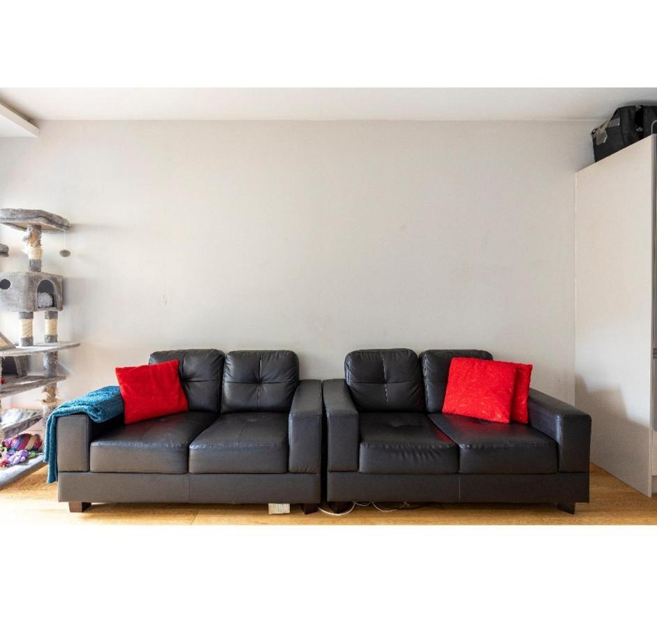 Amara Nomad 1 Guest house London